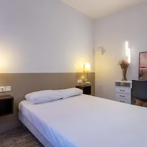 2* Hotel Du Clocher